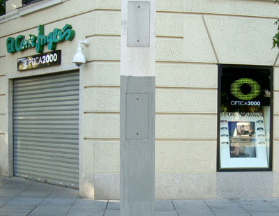 Instalaci贸n de escaparates en 贸pticas del Corte Ingl茅s Instalaci贸n de escaparates en 贸pticas del Corte Ingl茅s